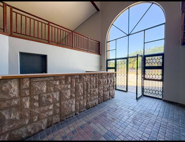 4,490M² WAREHOUSE TO LET IN WESTMEAD